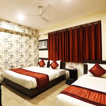 Airport Hotel Gulshan Deluxe Palace New Delhi Extérieur photo