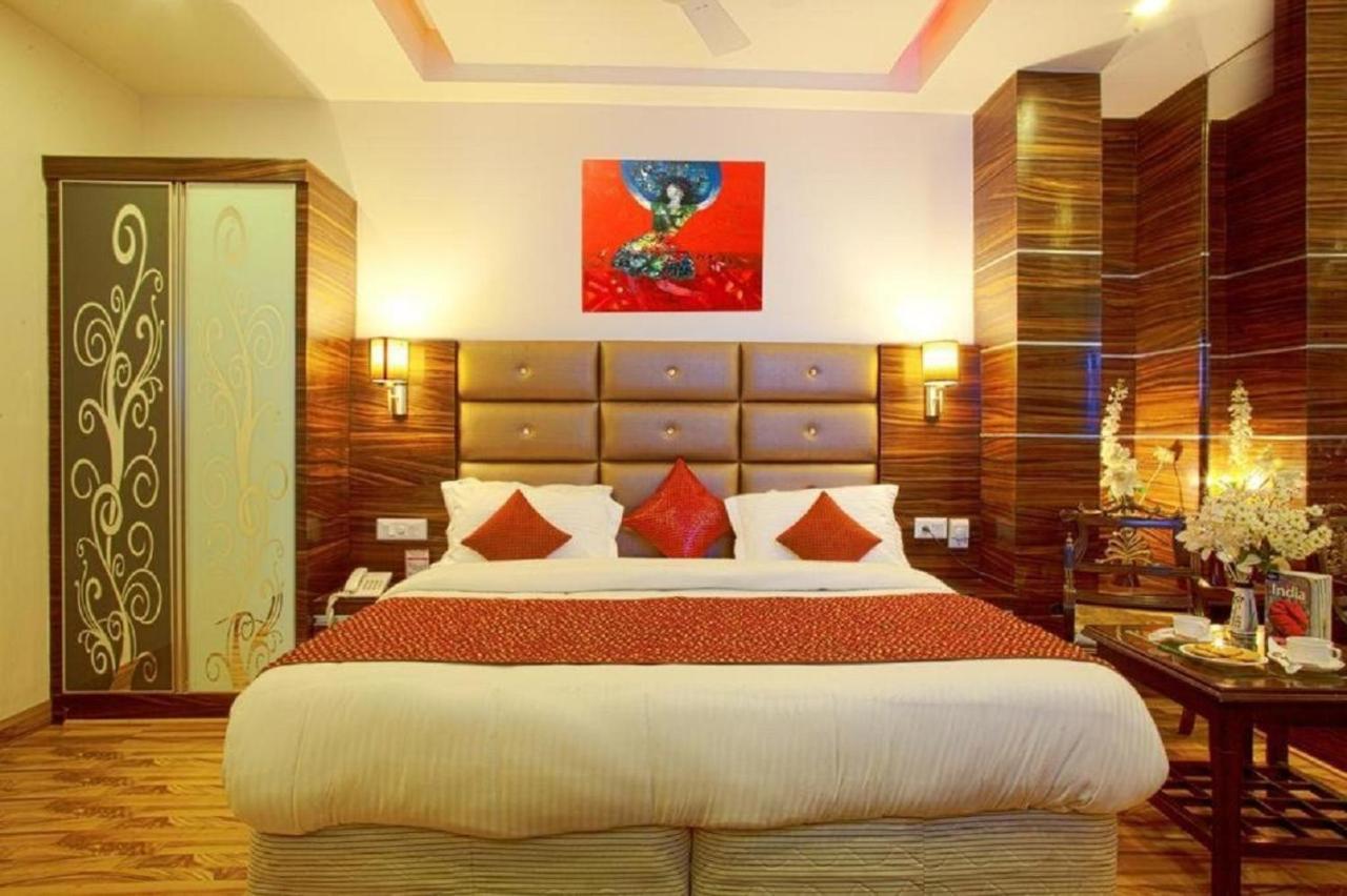 Airport Hotel Gulshan Deluxe Palace New Delhi Extérieur photo